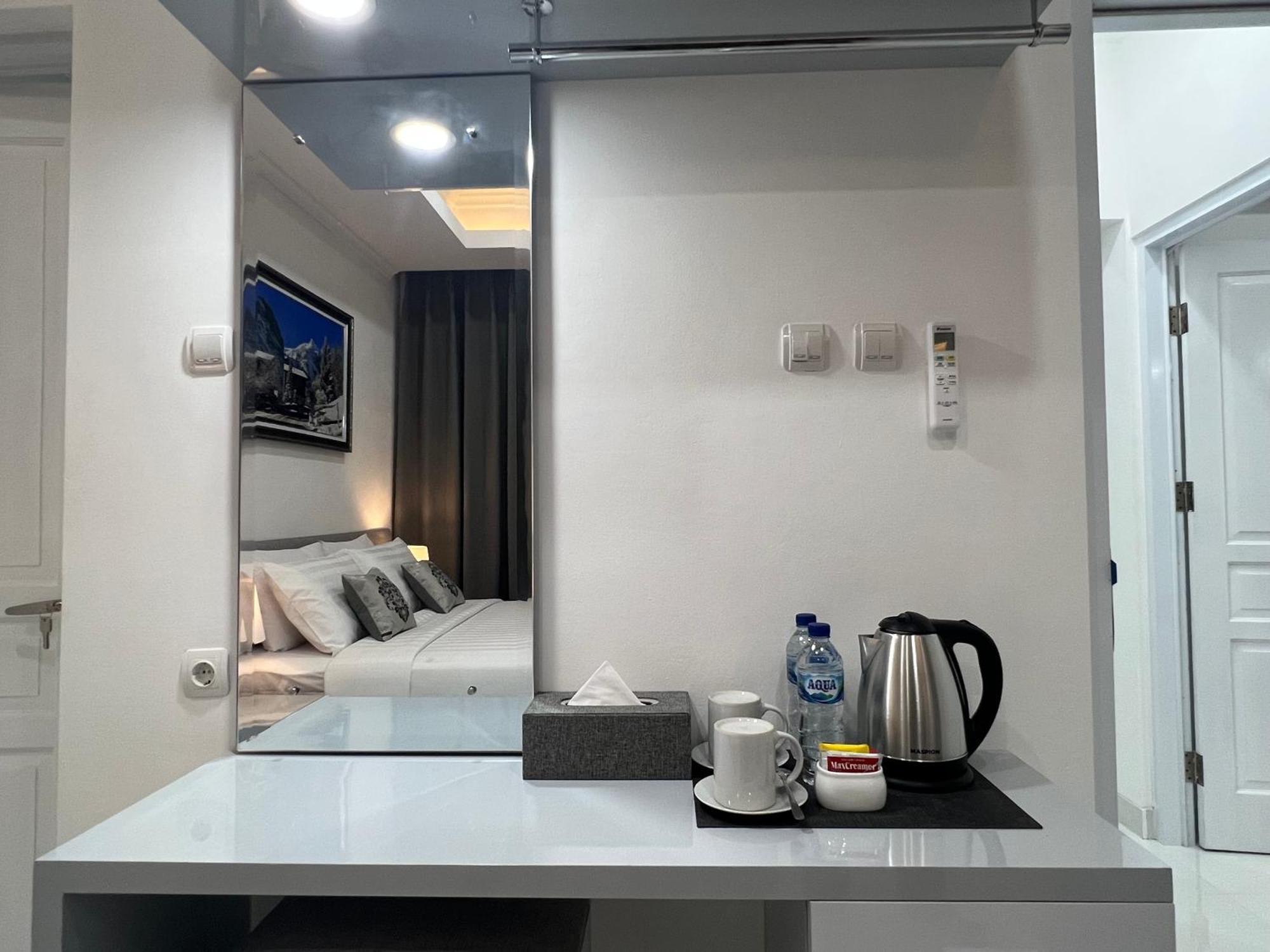 Safa Homestay Yogyakarta Buitenkant foto