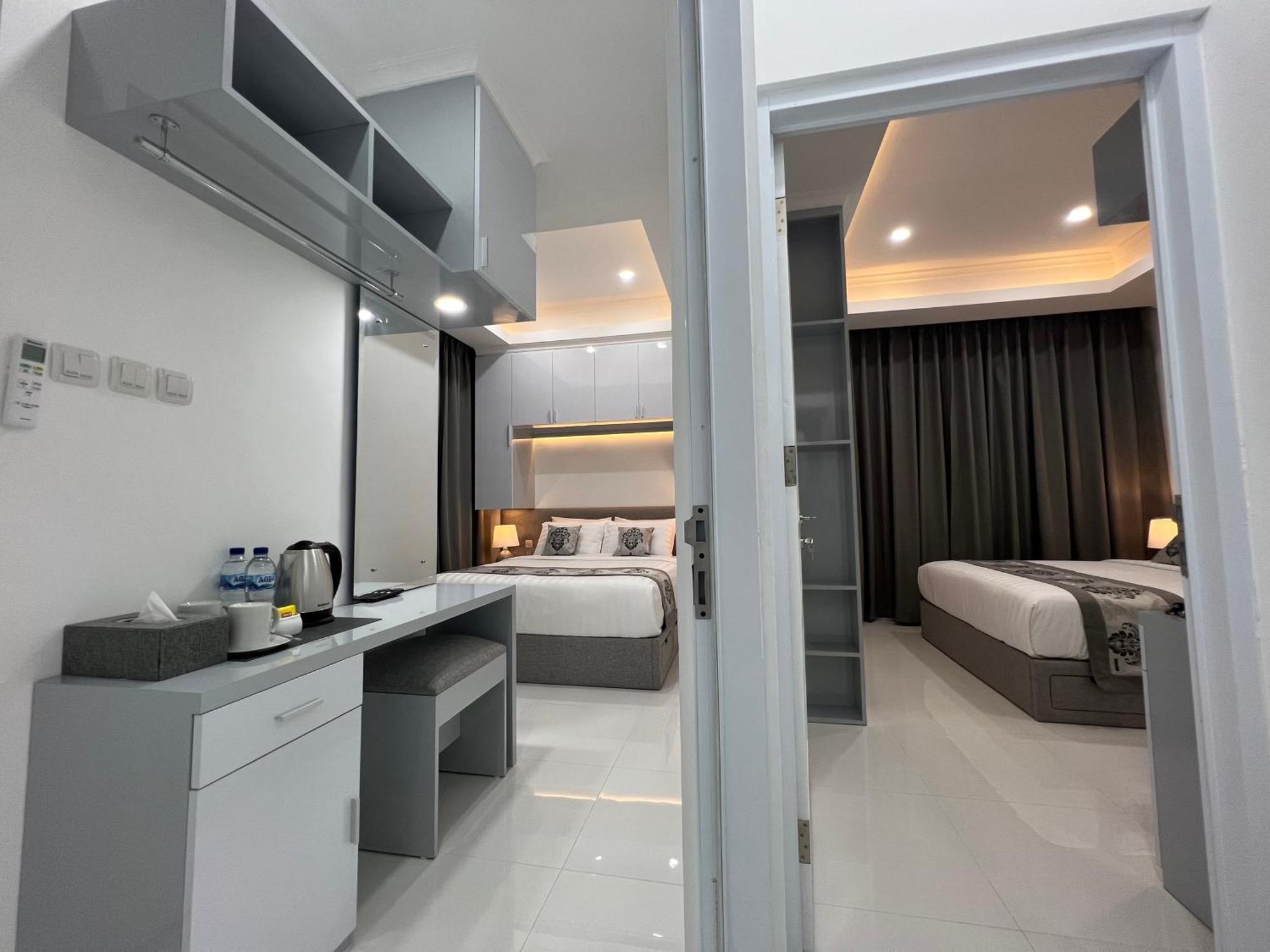 Safa Homestay Yogyakarta Buitenkant foto