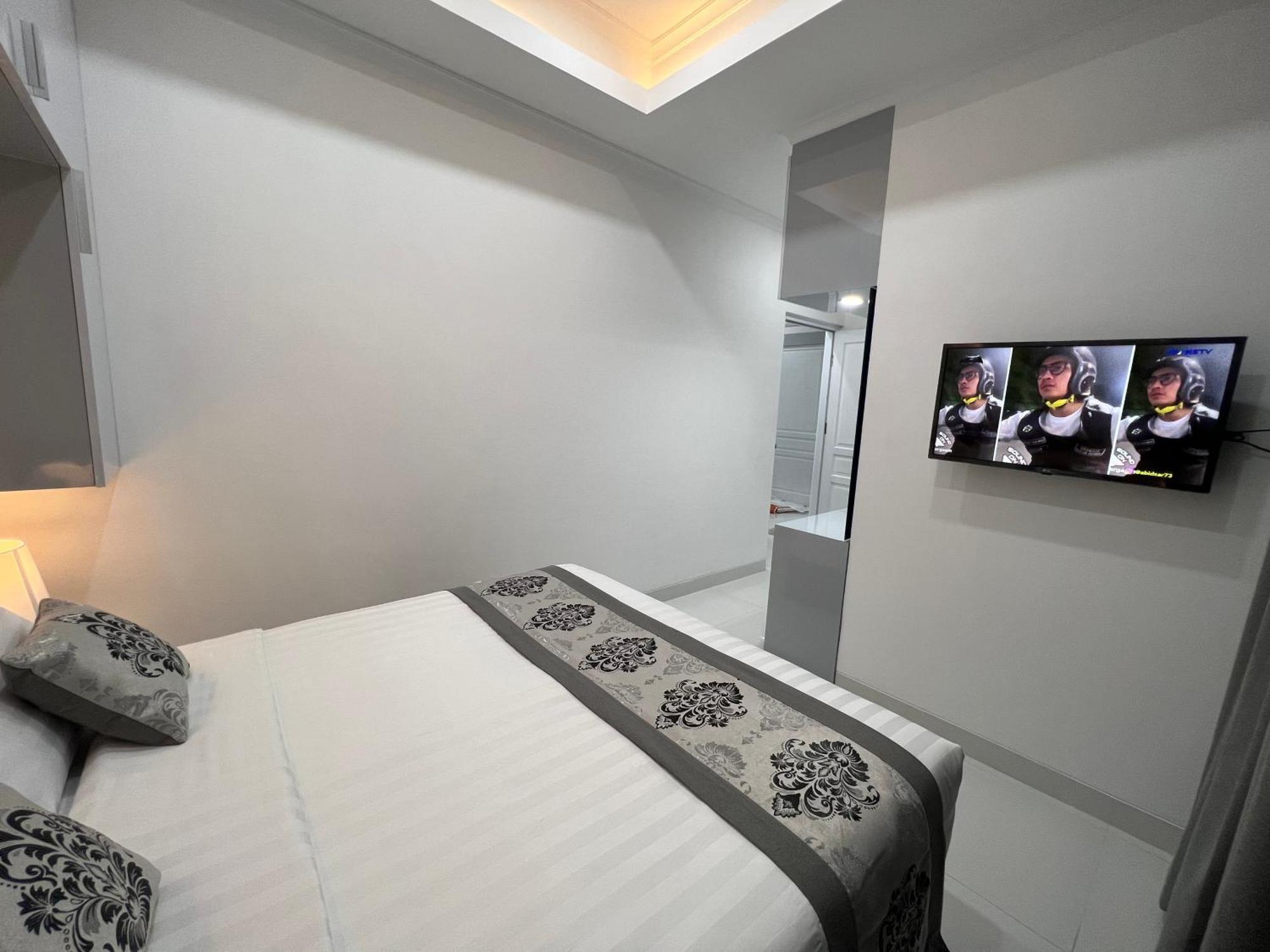 Safa Homestay Yogyakarta Buitenkant foto