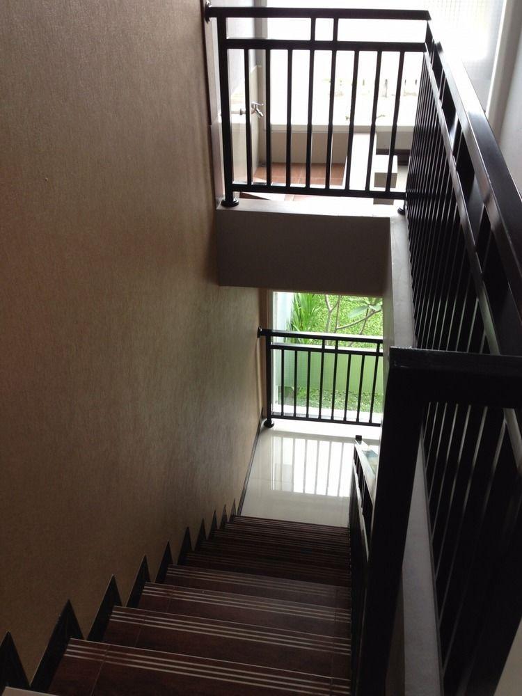 Safa Homestay Yogyakarta Buitenkant foto